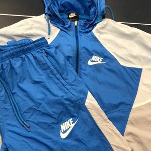 Men’s Nike track suit